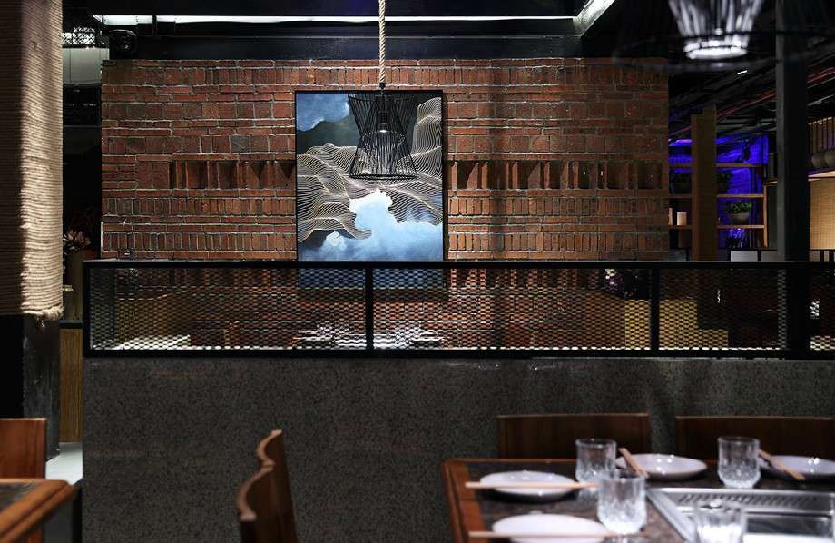 600平米老船說火鍋裝修設(shè)計(jì)效果圖