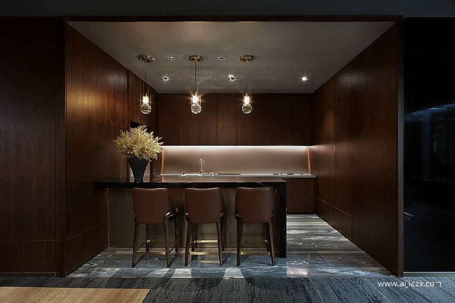 鄭州商務公司辦公室裝修設(shè)計