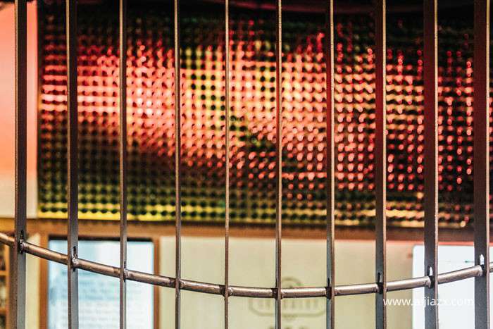 復古火鍋店設(shè)計裝修，工業(yè)風火鍋店設(shè)計裝修