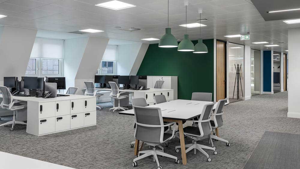 800平米鄭州廣告?zhèn)髅睫k公裝修設計