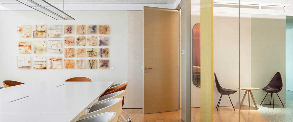 鄭州貿(mào)易辦公裝修設(shè)計效果圖