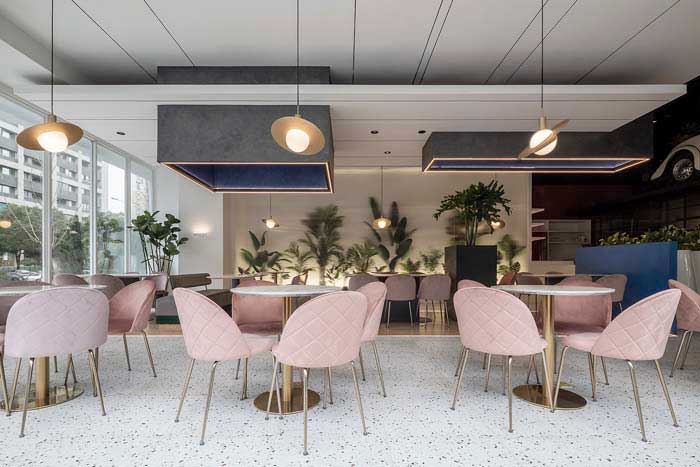 鄭州300平米主題餐廳設(shè)計裝修效果圖