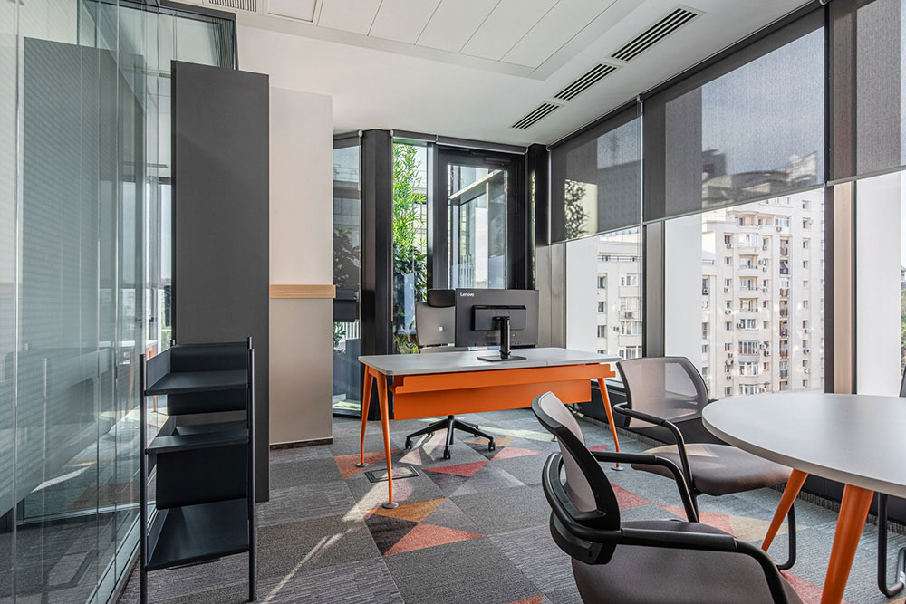 鄭州科技公司辦公室裝潢設(shè)計效果圖