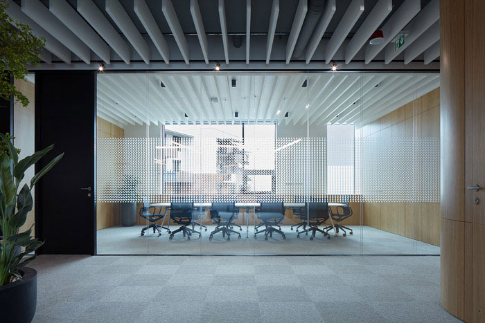 700平米辦公室設(shè)計裝修施工效果圖